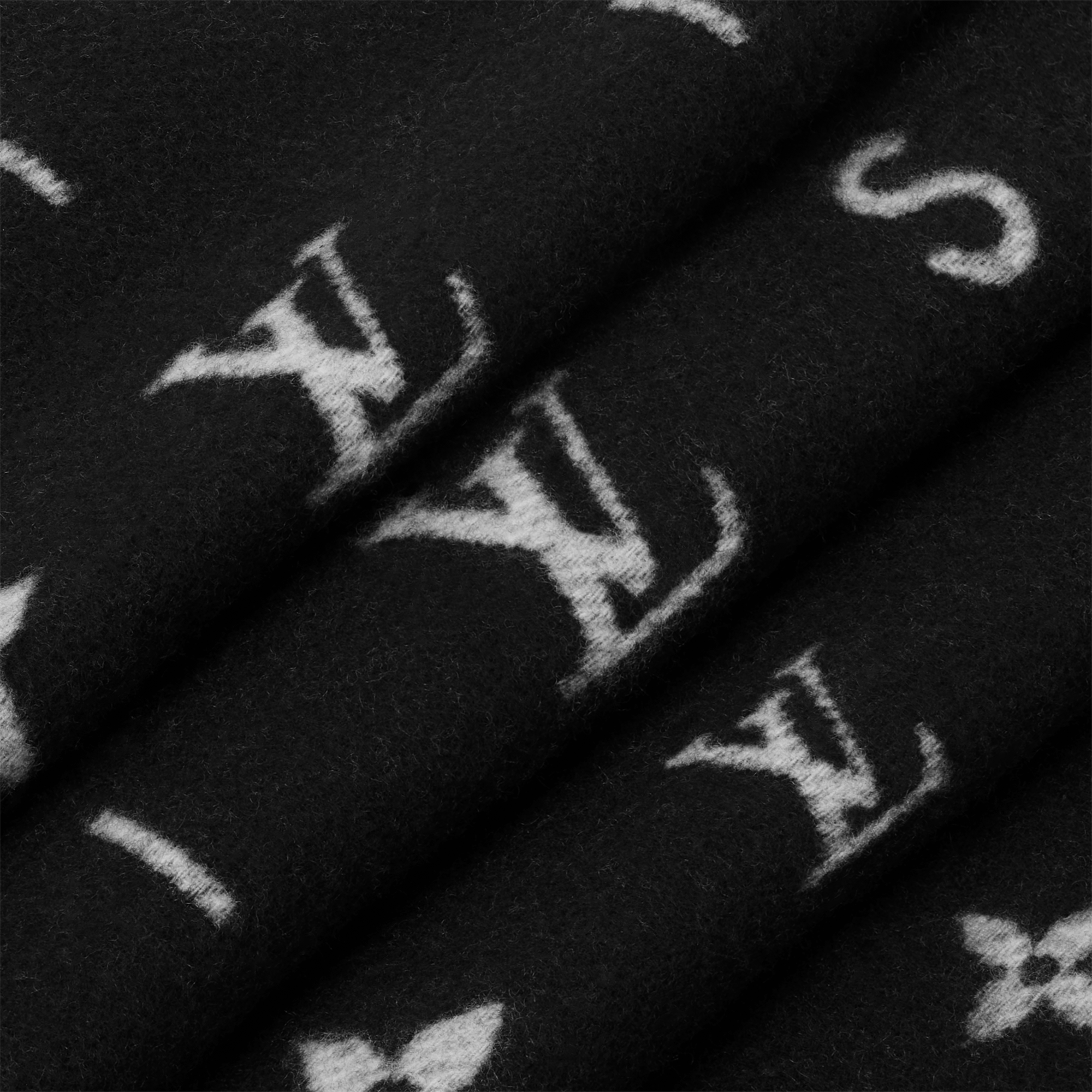 Reykjavik Cloud Scarf S00 - Women - Accessories | LOUIS VUITTON ®